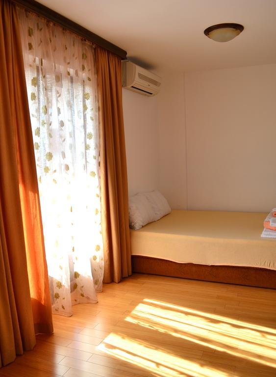 Apartment Matea Petrovac Bagian luar foto